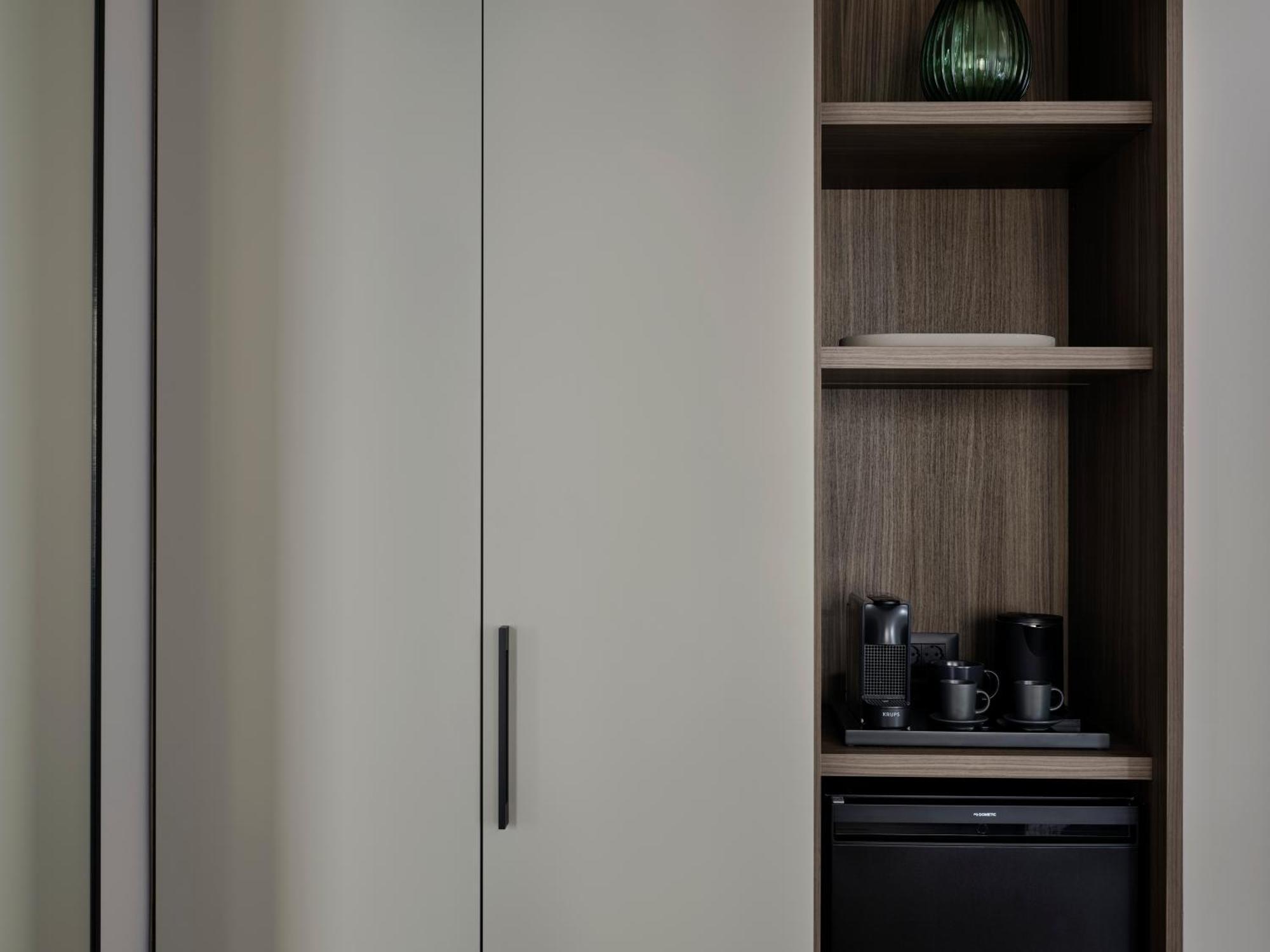 Bond Smart Living Suites Афіни Екстер'єр фото