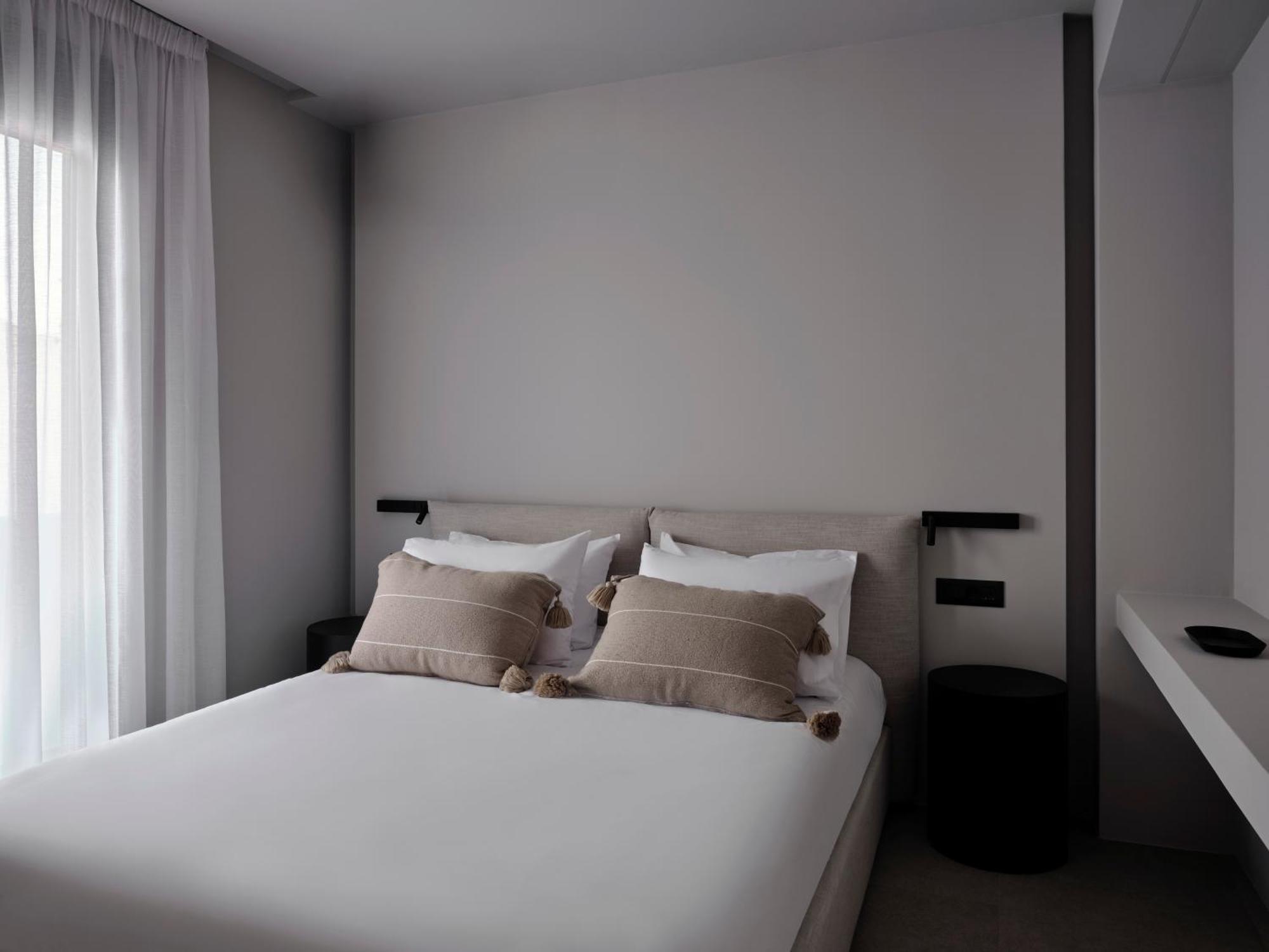 Bond Smart Living Suites Афіни Екстер'єр фото